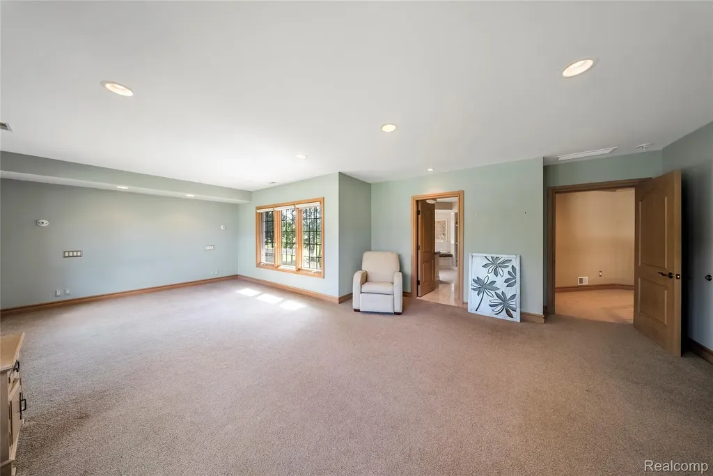 9281 Island Drive Grosse Ile Township MI 48138
