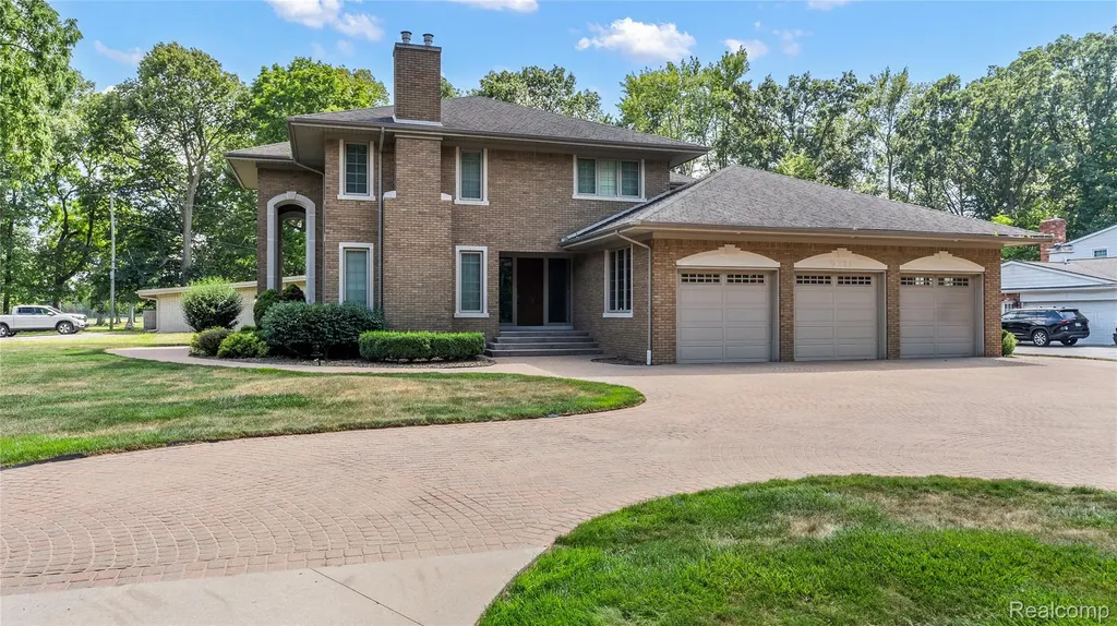 9281 Island Drive Grosse Ile Township MI 48138