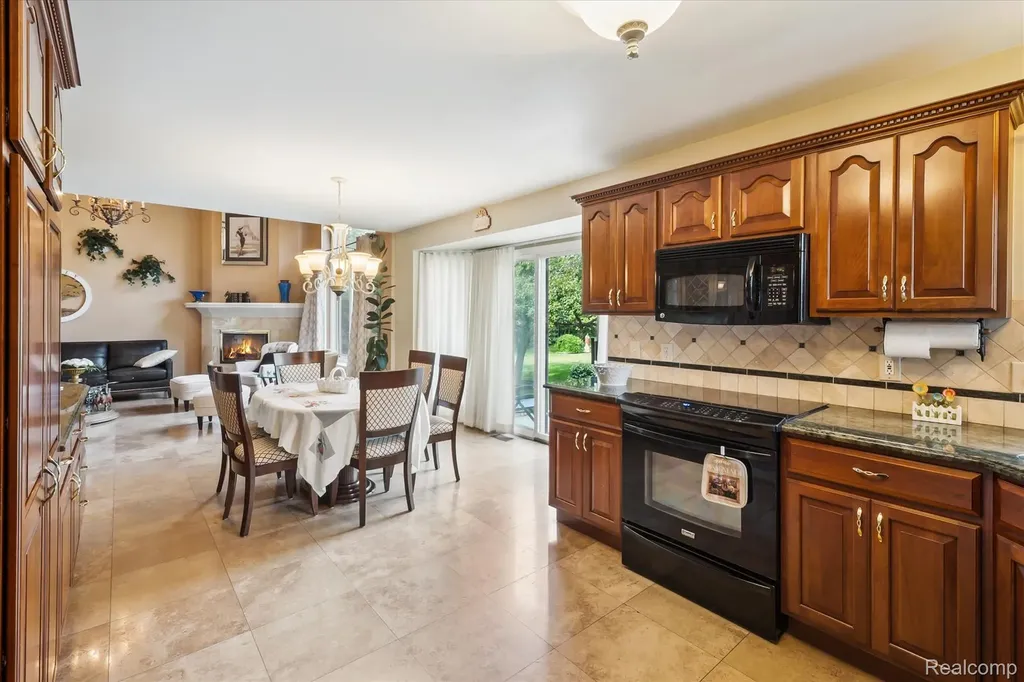56764 Jewell Road Shelby Charter Township MI 48315