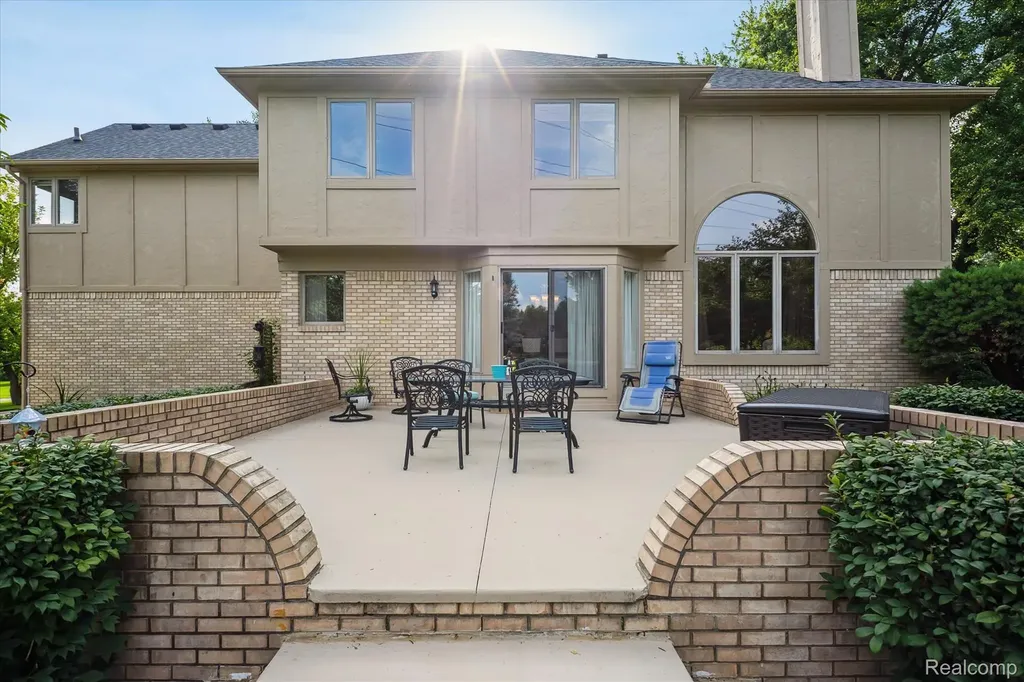 56764 Jewell Road Shelby Charter Township MI 48315
