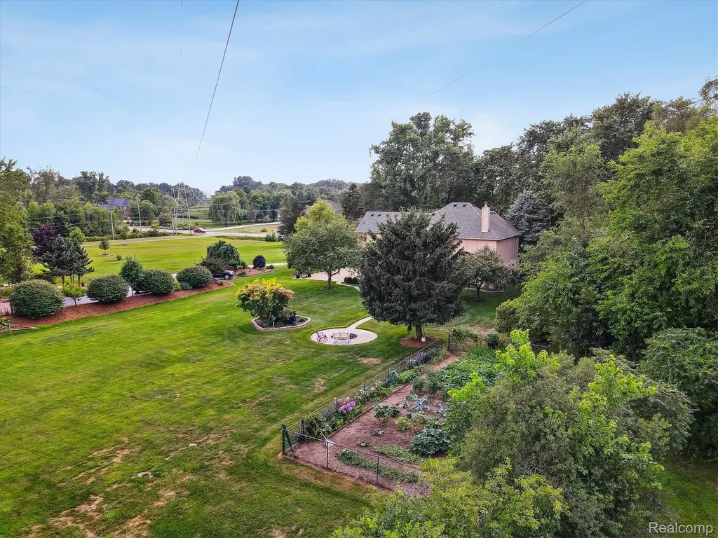 56764 Jewell Road Shelby Charter Township MI 48315
