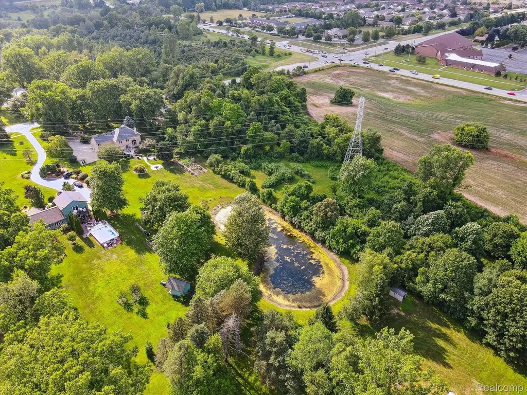 56764 Jewell Road Shelby Charter Township MI 48315