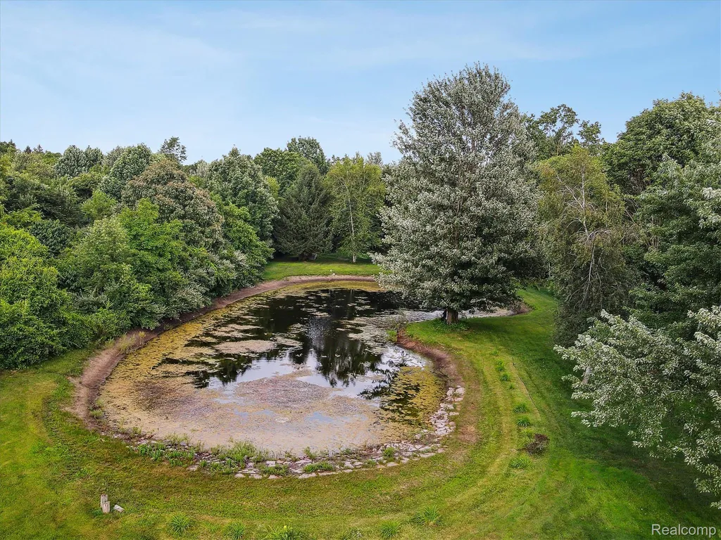 56764 Jewell Road Shelby Charter Township MI 48315