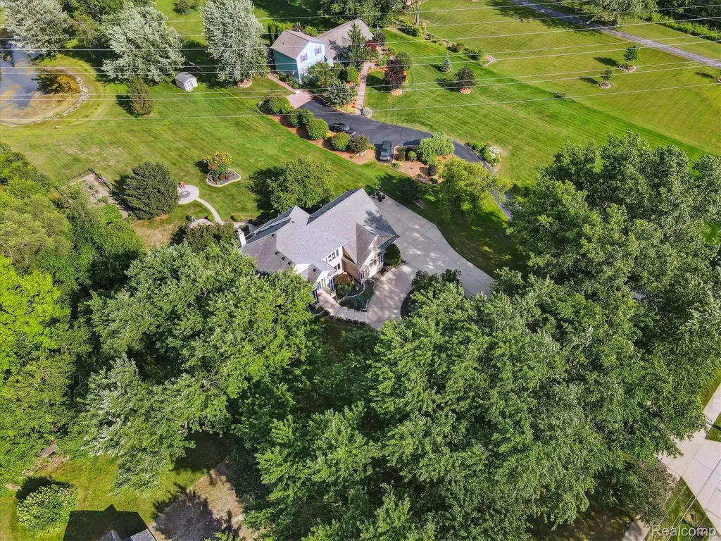 56764 Jewell Road Shelby Charter Township MI 48315