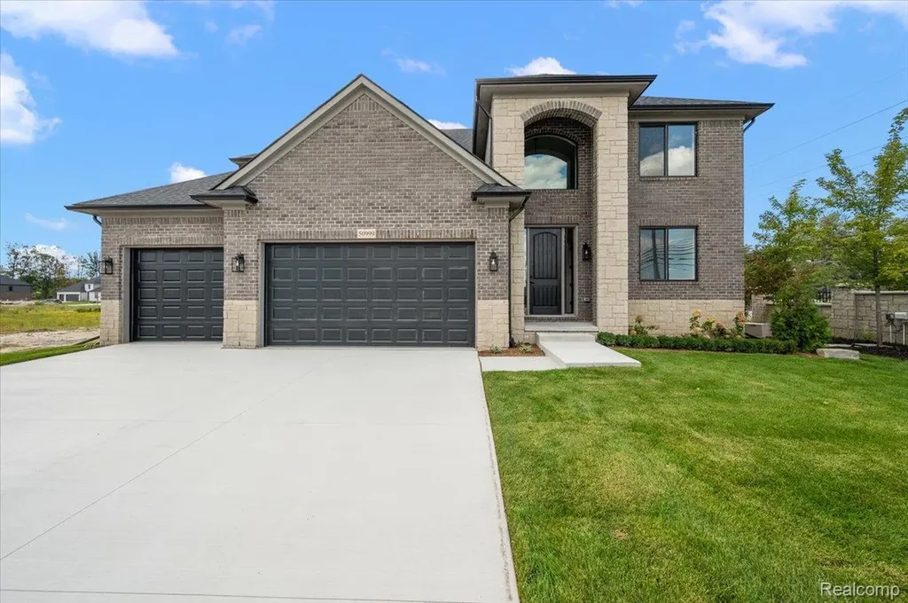 50999 Mistwood Drive Macomb Township MI 48042