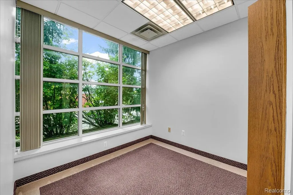 19323 Farmington Road Livonia City MI 48152