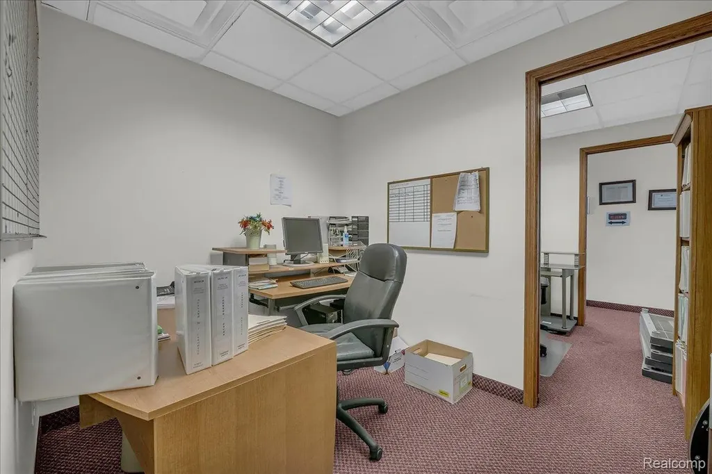 19323 Farmington Road Livonia City MI 48152