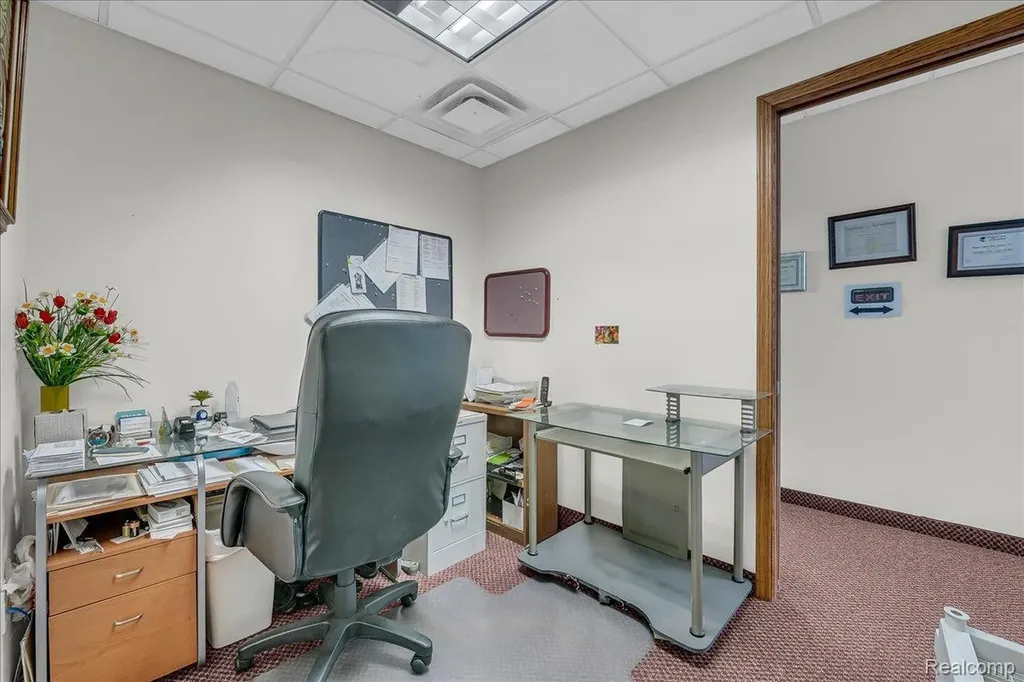 19323 Farmington Road Livonia City MI 48152