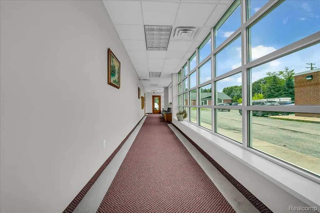 19323 Farmington Road Livonia City MI 48152