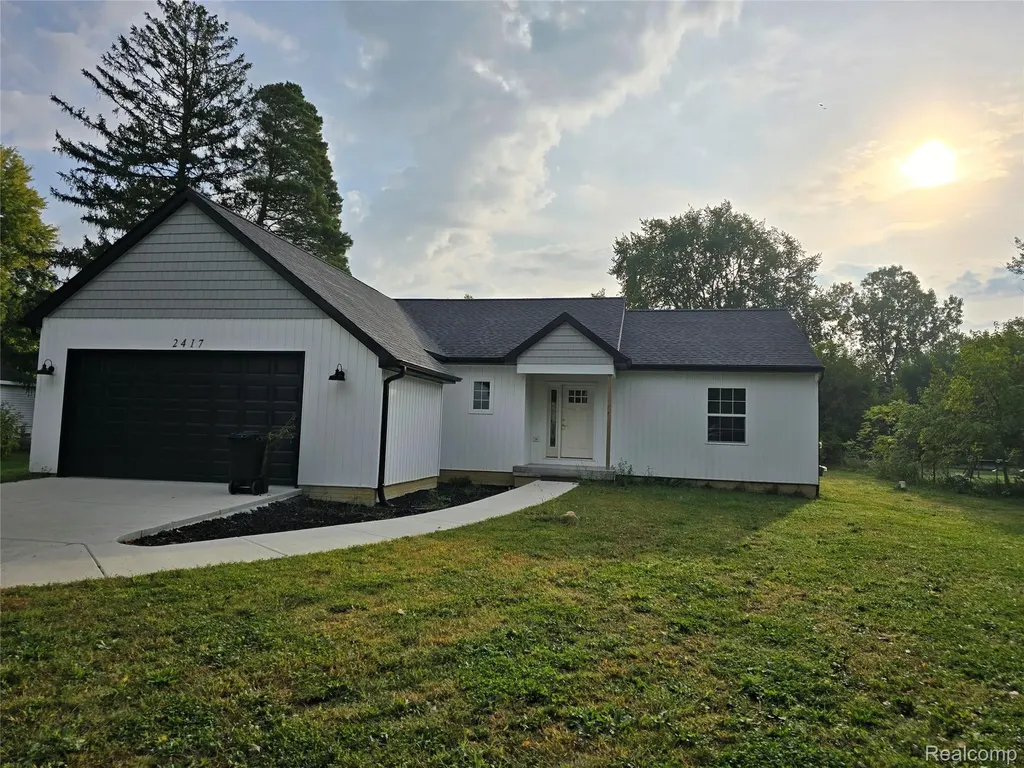 2417 Eugene Street Burton City MI 48519