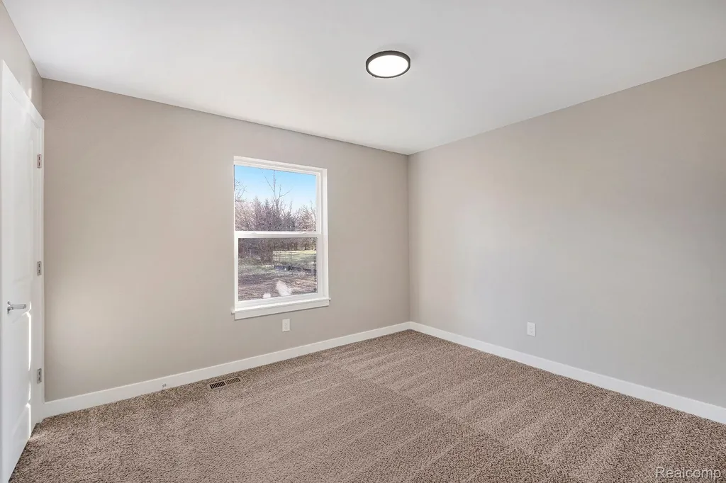 2417 Eugene Street Burton City MI 48519