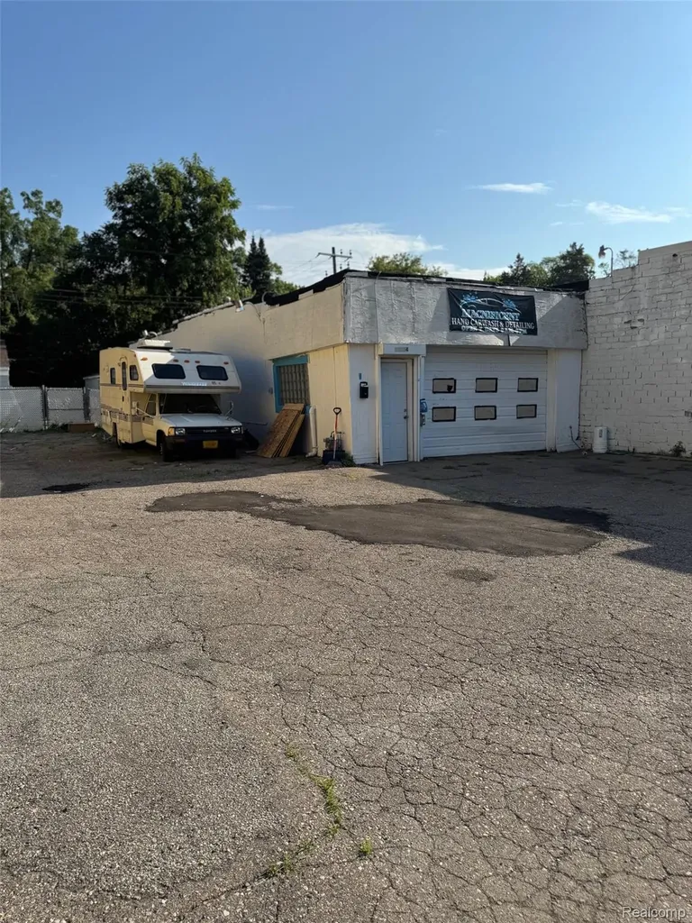 22234 Fenkell Street Detroit City MI 48223