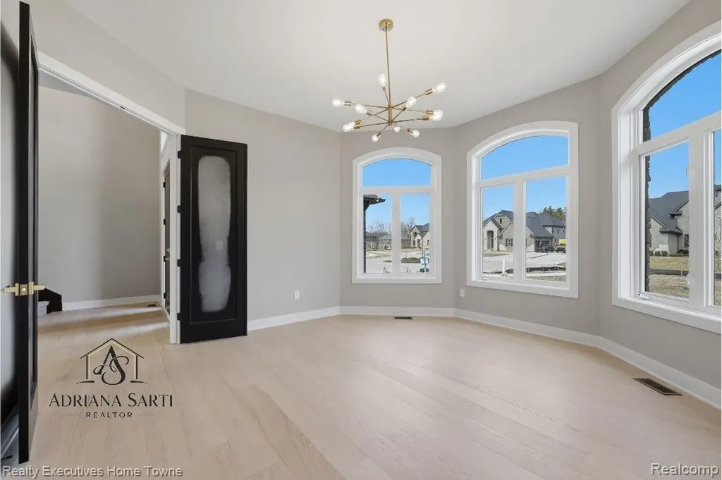12020 Encore Court Shelby Charter Township MI 48315
