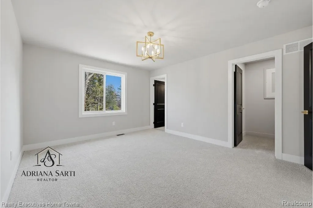 12020 Encore Court Shelby Charter Township MI 48315