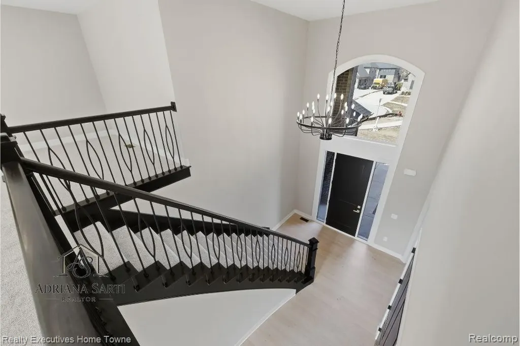 12020 Encore Court Shelby Charter Township MI 48315