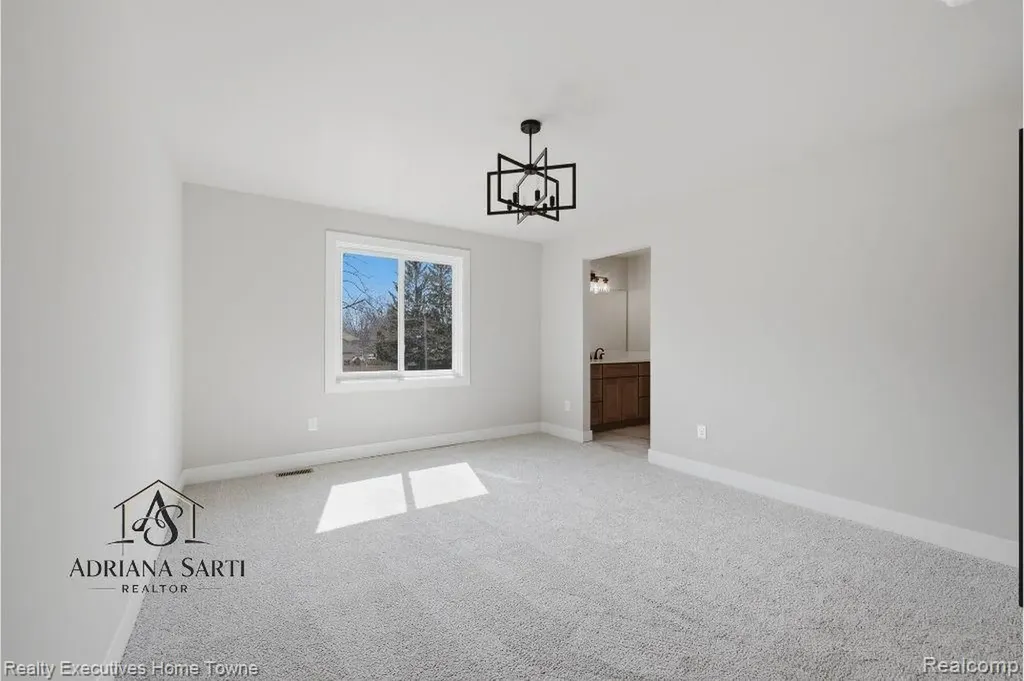 12020 Encore Court Shelby Charter Township MI 48315