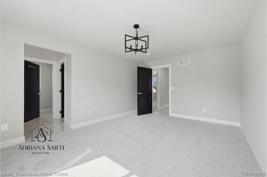 12020 Encore Court Shelby Charter Township MI 48315