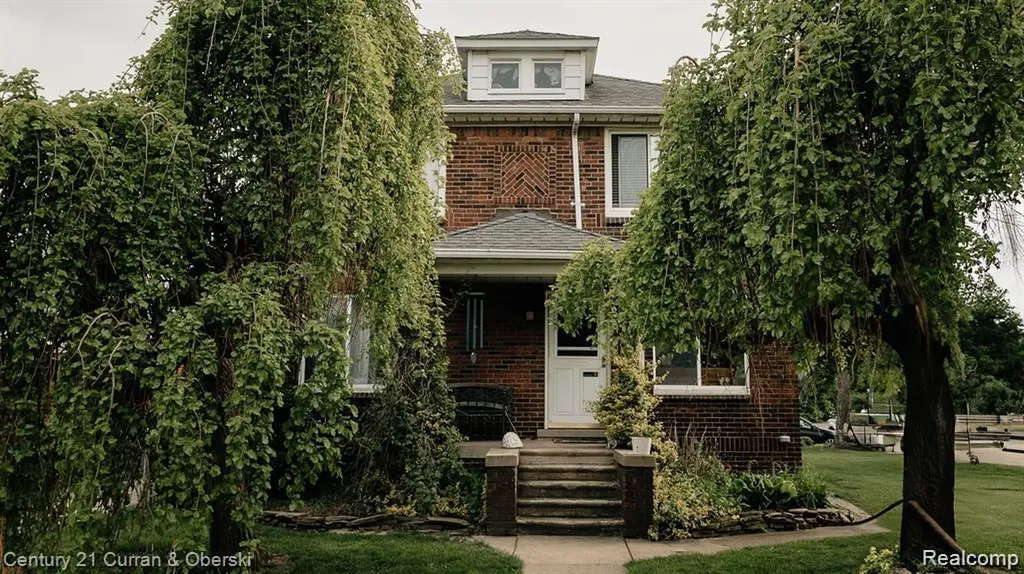 15261 Demean Avenue Allen Park City MI 48101