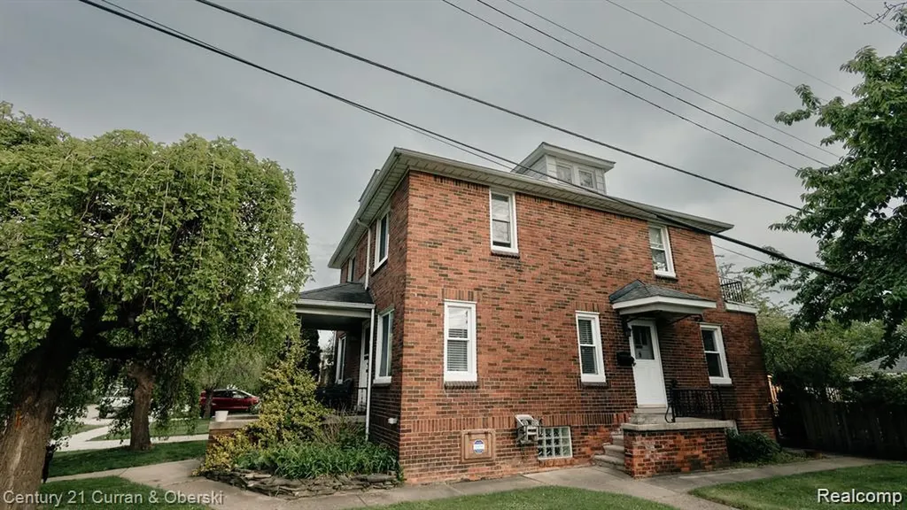 15261 Demean Avenue Allen Park City MI 48101