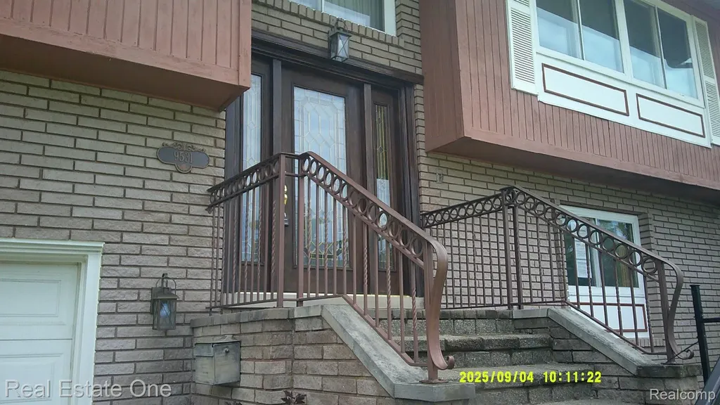 9531 W Outer Drive Detroit City MI 48223