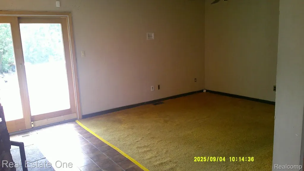 9531 W Outer Drive Detroit City MI 48223