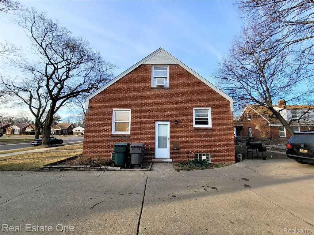 10339 Tireman Avenue Dearborn City MI 48126