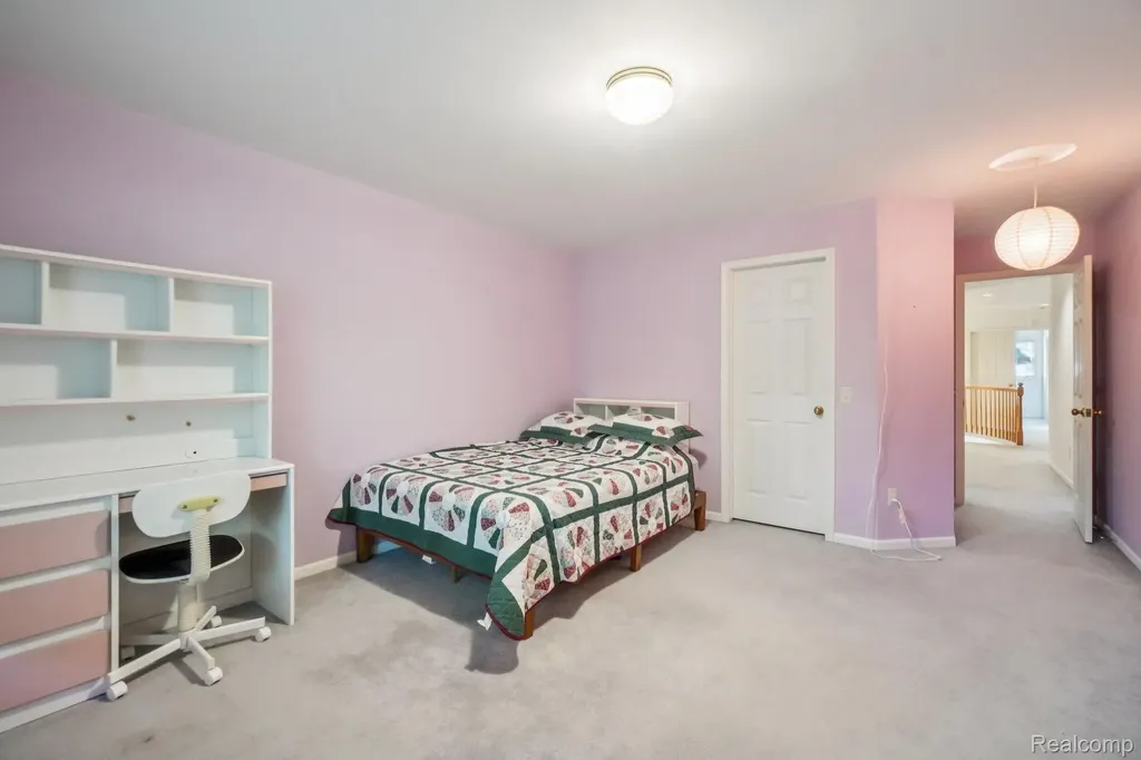 8110 High Point Trail White Lake Charter Township MI 48386
