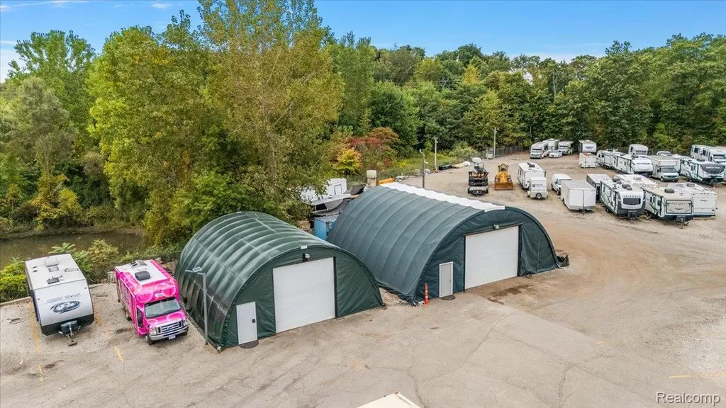59120 Oasis Center Drive South Lyon City MI 48178