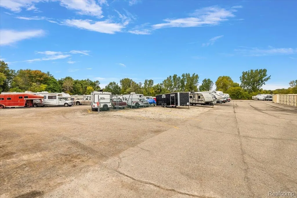 59120 Oasis Center Drive South Lyon City MI 48178