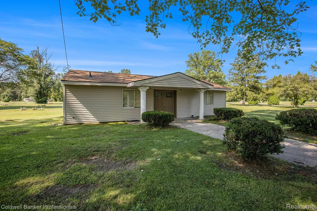 48300 Willow Road Sumpter Township MI 48111