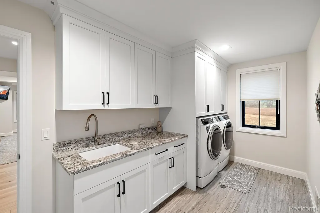 767 Pinery Boulevard Orion Charter Township MI 48362