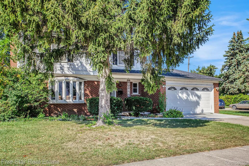 31263 Shaw Drive Warren City MI 48093
