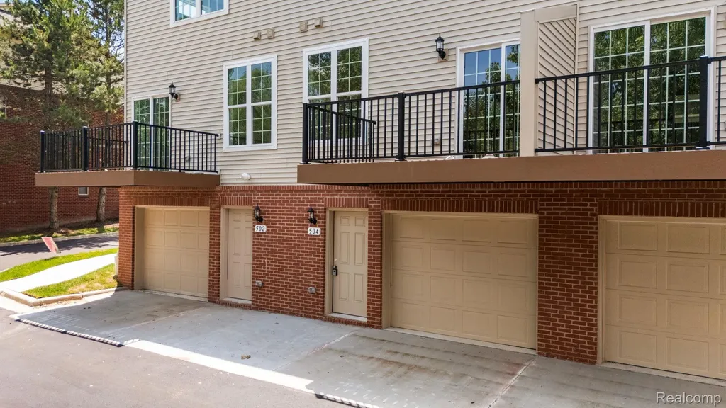 514 Village Lane Milford Village MI 48381