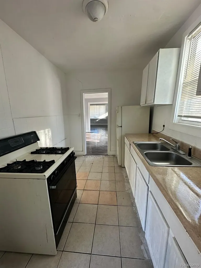 14539 Terry Street Detroit City MI 48227