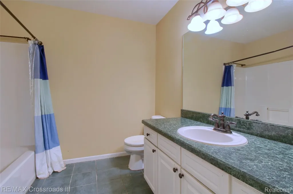 28503 Margaret Lane Huron Charter Township MI 48164