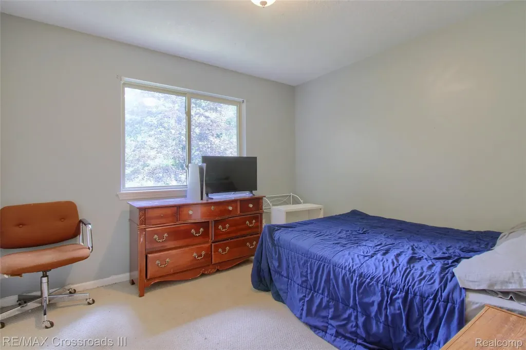 28503 Margaret Lane Huron Charter Township MI 48164