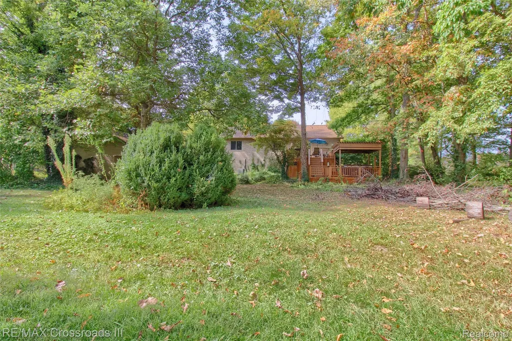 28503 Margaret Lane Huron Charter Township MI 48164