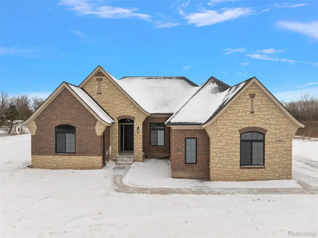 1 Pinery Court Orion Charter Township MI 48362