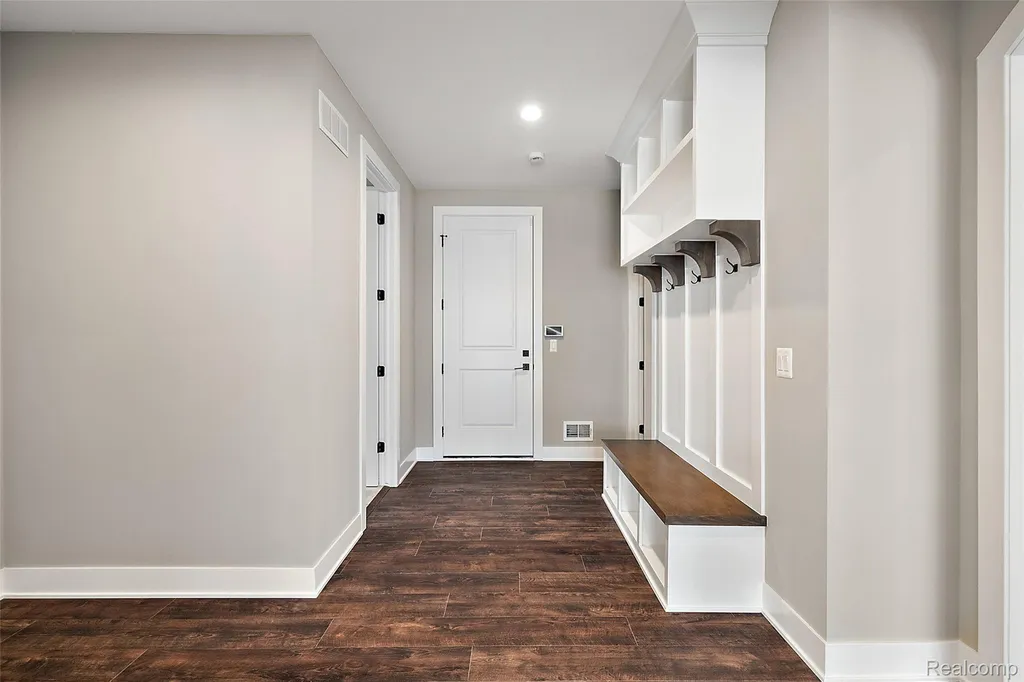 1 Pinery Court Orion Charter Township MI 48362