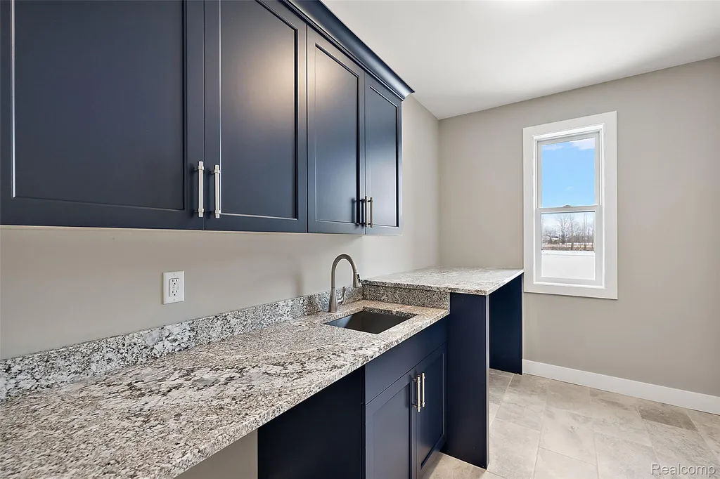 1 Pinery Court Orion Charter Township MI 48362