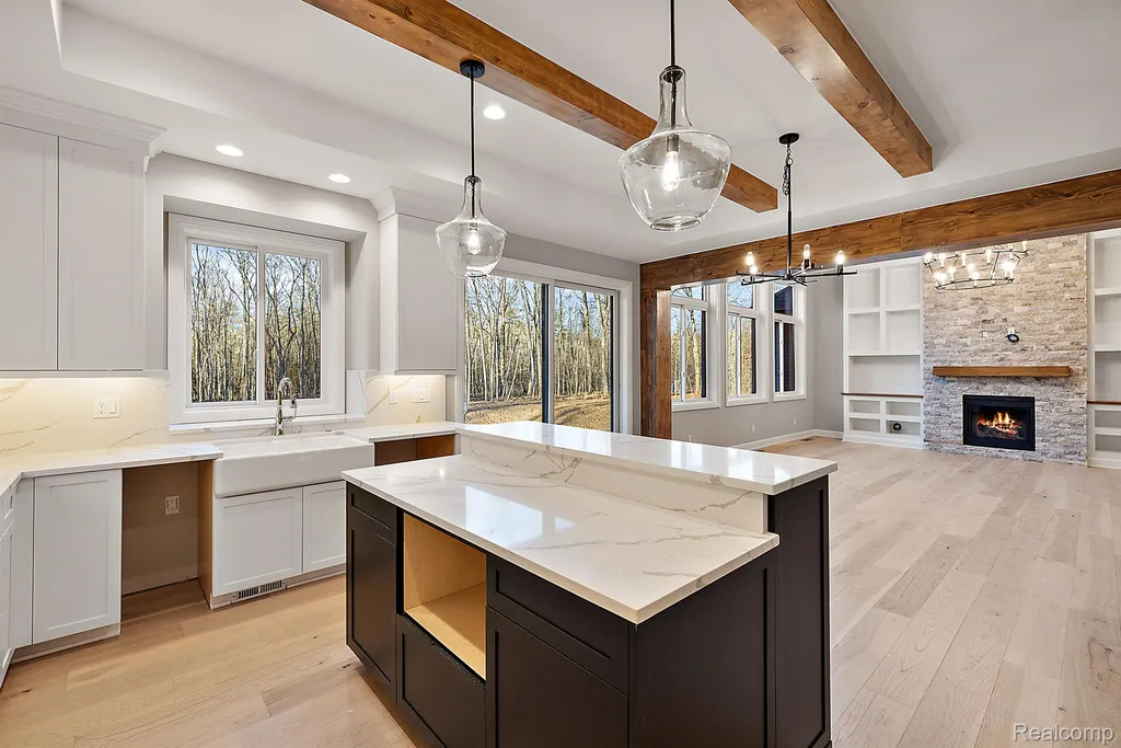 2280 Heidi Drive Addison Township MI 48370