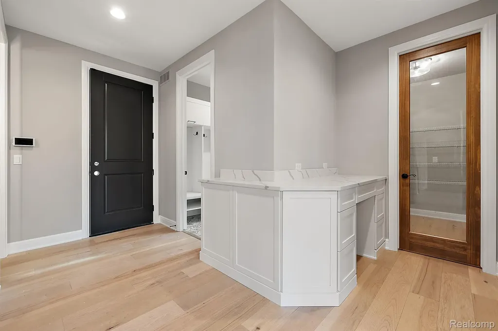 2280 Heidi Drive Addison Township MI 48370