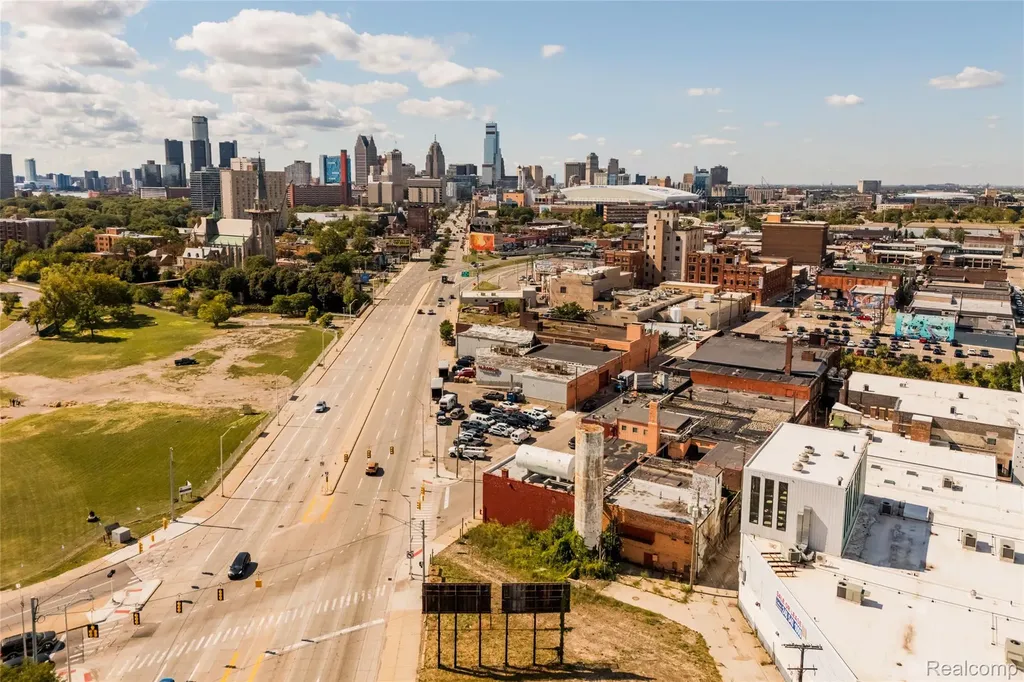 1905 Adelaide Street Detroit City MI 48207