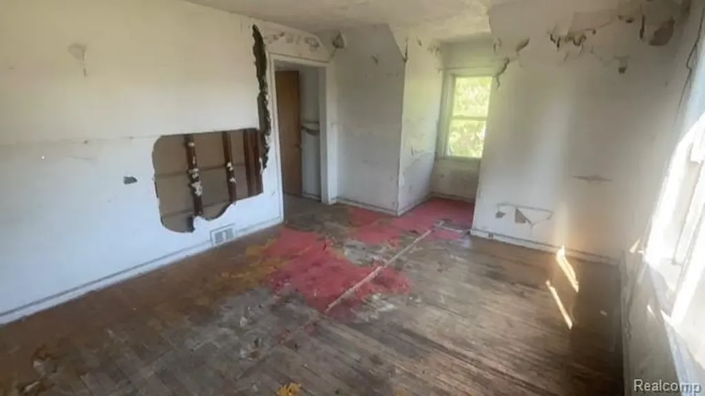 13042 Evanston Street Detroit City MI 48213