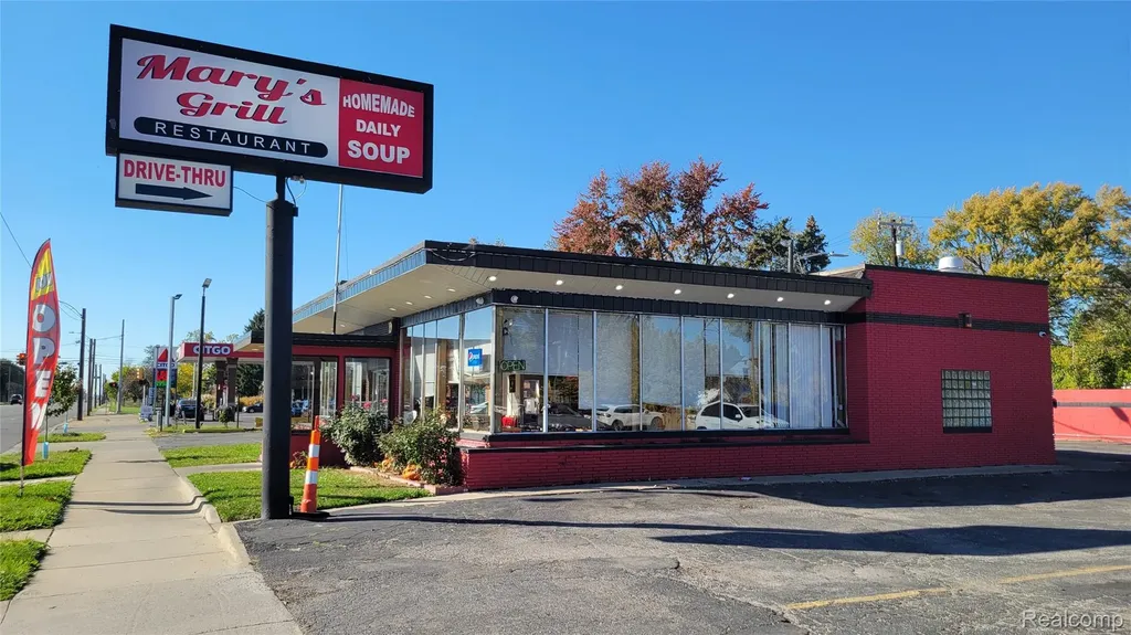20804 Plymouth Road Detroit City MI 48228