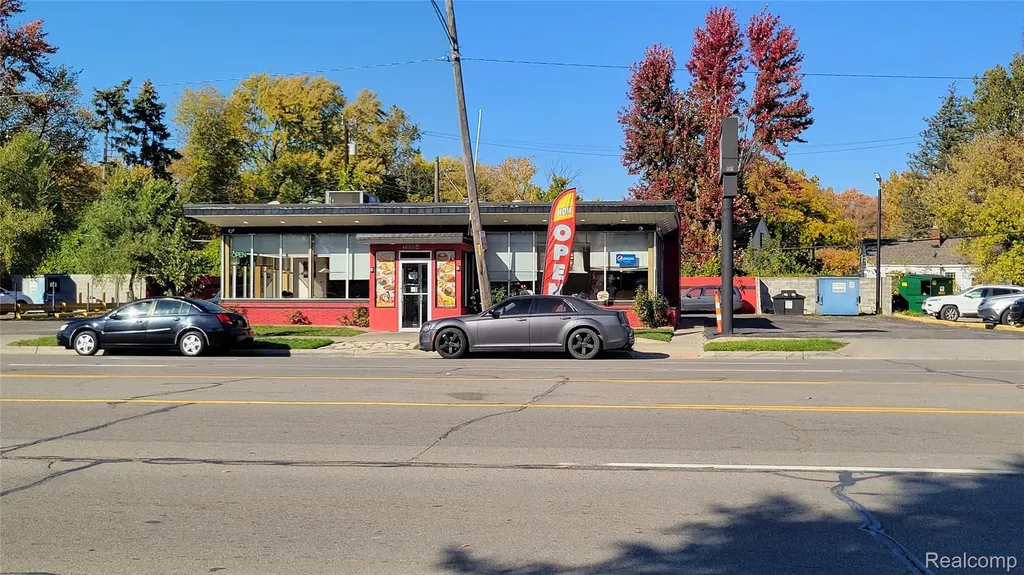 20804 Plymouth Road Detroit City MI 48228