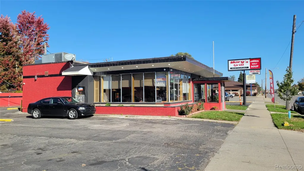 20804 Plymouth Road Detroit City MI 48228