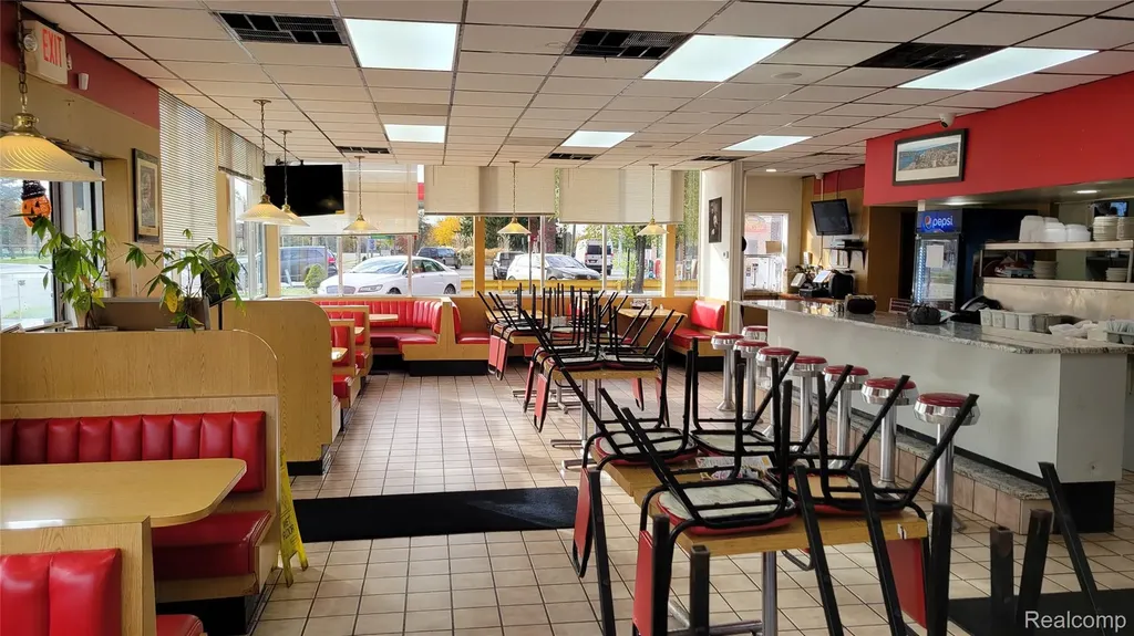 20804 Plymouth Road Detroit City MI 48228