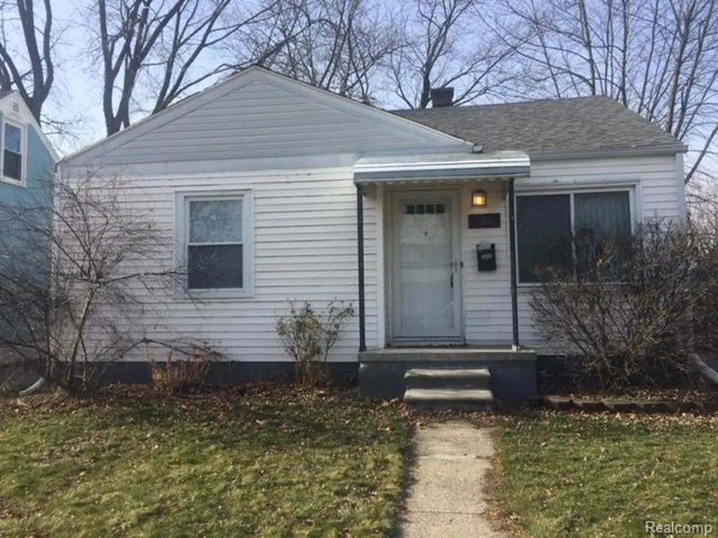21801 Shakespeare Avenue Eastpointe City MI 48021