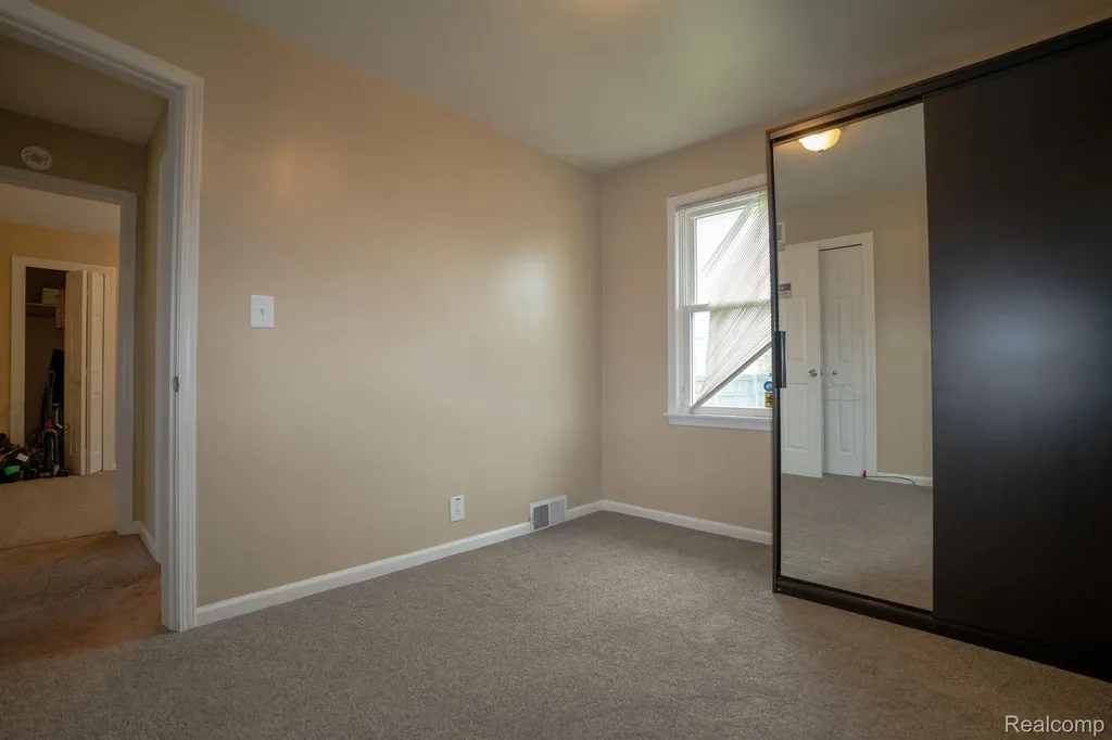 21258 Bon Brae Street St. Clair Shores City MI 48081